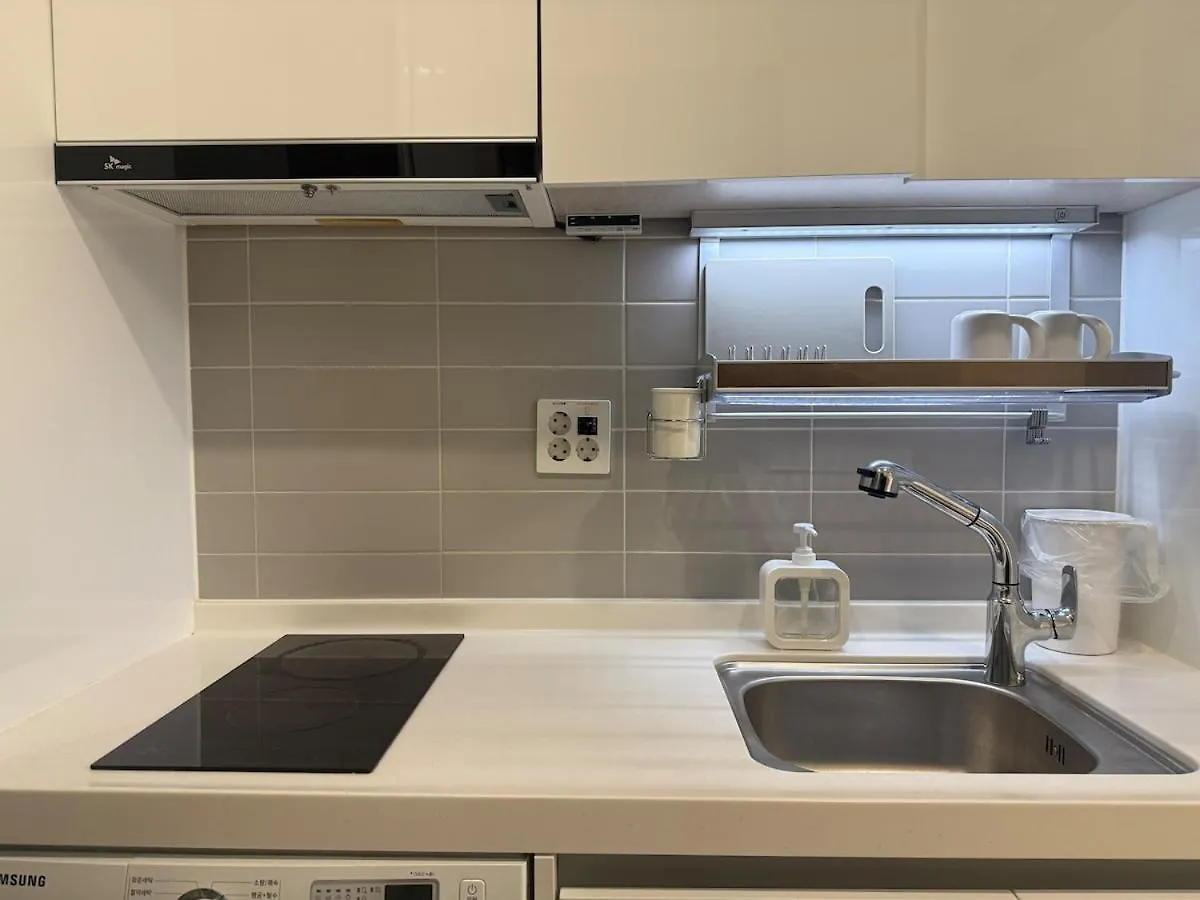 Songdo Sensory Stay # Couple Trip # View Restaurant # Free Parking # Hotel Bedding # Netflix Incheon