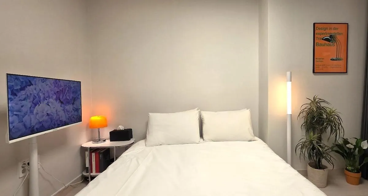 Songdo Sensory Stay # Couple Trip # View Restaurant # Free Parking # Hotel Bedding # Netflix Incheon