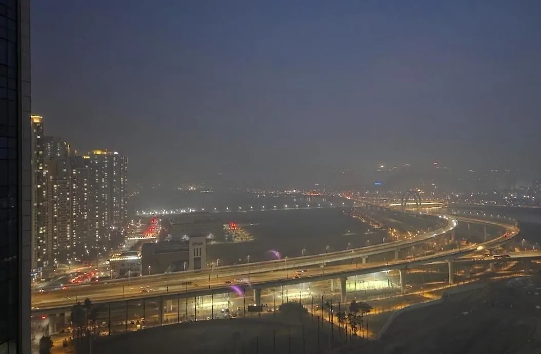 Apartment Songdo Sensory Stay # Couple Trip # View Restaurant # Free Parking # Hotel Bedding # Netflix Incheon South Korea